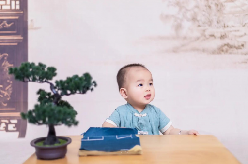 广东宝宝喊肚子疼怎么回事
